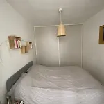 Quiet 2-Room Apartment In Paris
